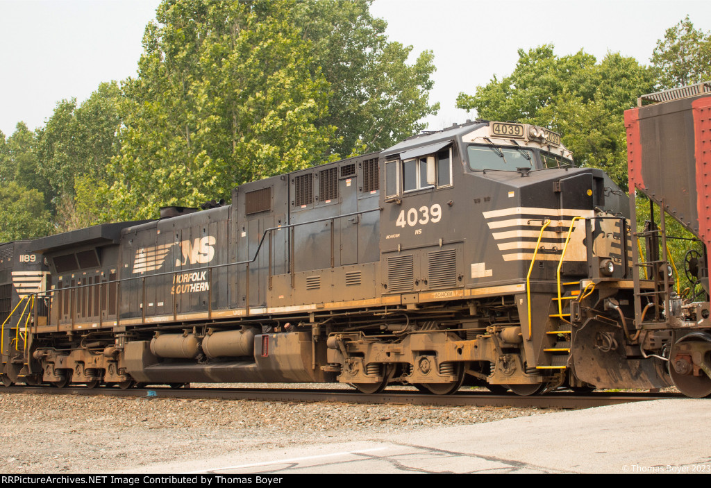 NS 4039